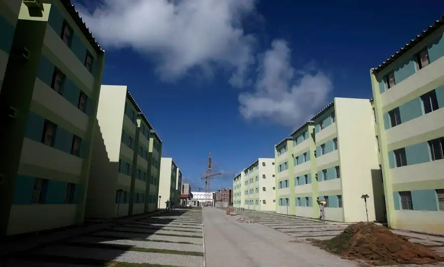 Ampliação do Minha Casa Minha Vida aquece mercado imobiliário, mas proposta de usar FGTS para quitar dívidas gera preocupação