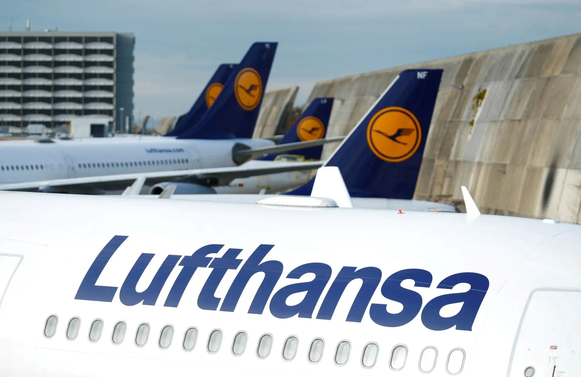 Lufthansa alerta para risco de alta no preço do querosene caso guerra no Oriente Médio se prolongue