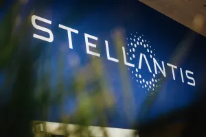 Stellantis vai fabricar no Brasil dois modelos elétricos da chinesa Leapmotor