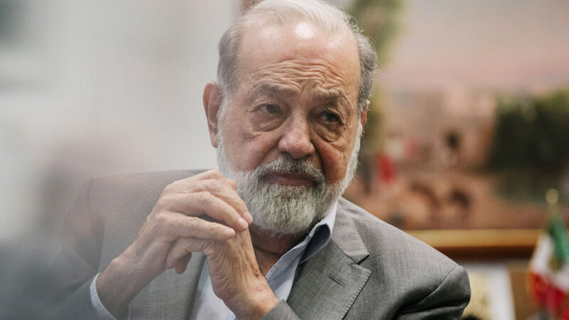 Carlos Slim lucra com alta das ações de petroleiras nos Estados Unidos