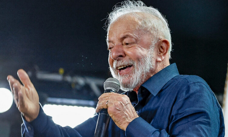 Desaprovação de Lula recua para 52,5% em abril, aponta pesquisa Atlas/Bloomberg