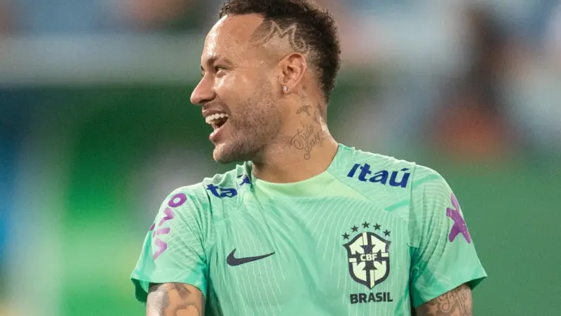 Marcelo Raed questiona presença de Neymar na Copa e critica desempenho do atacante