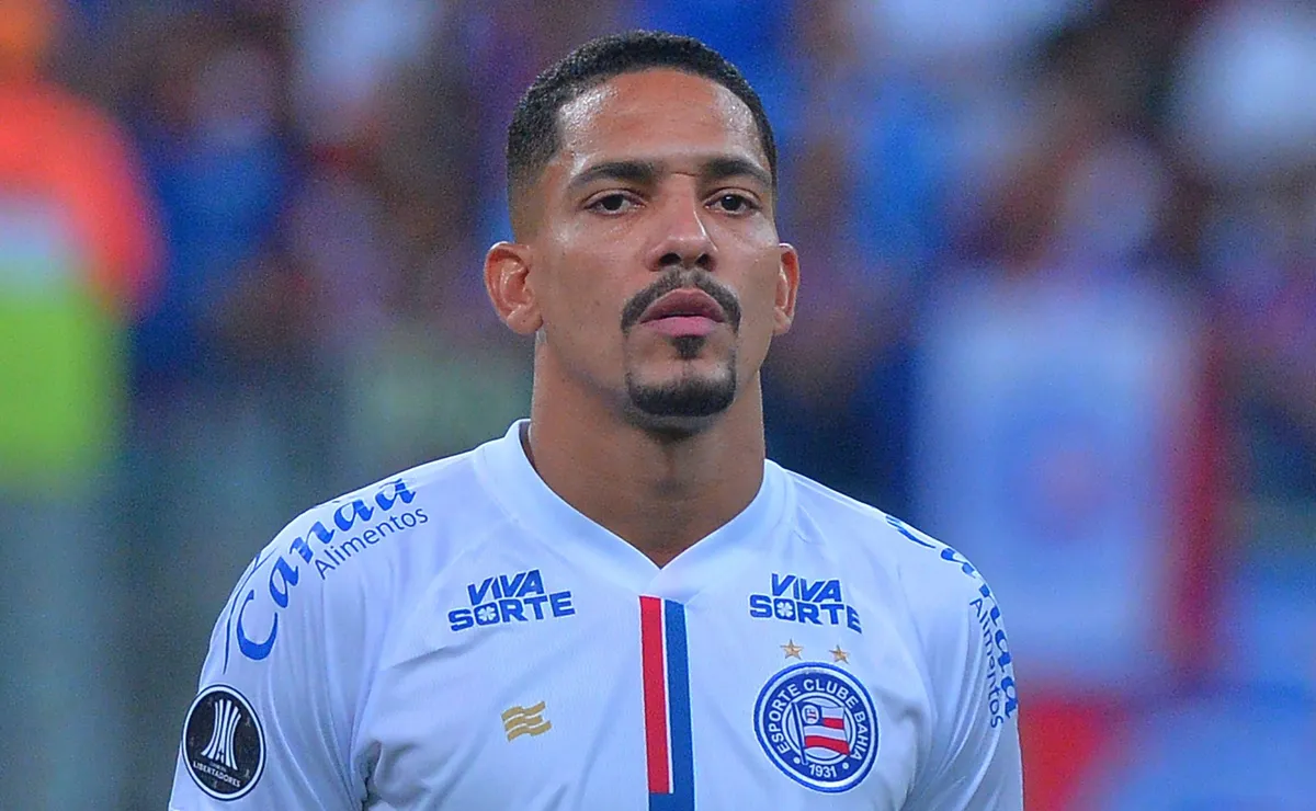 Cruzeiro faz sondagem por Gilberto, do Bahia, para reforçar o elenco de Artur Jorge