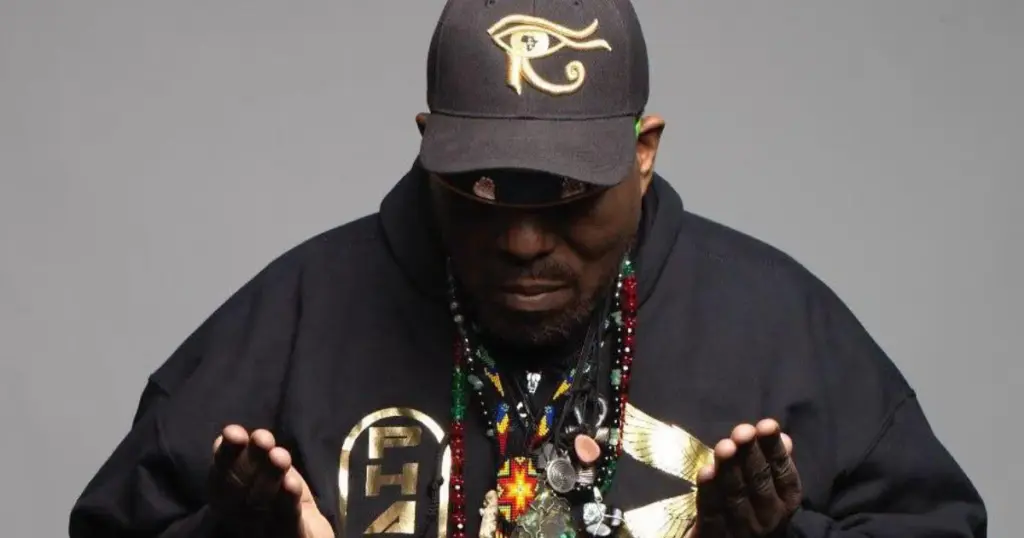 Morre Afrika Bambaataa, pioneiro do hip-hop, aos 67 anos