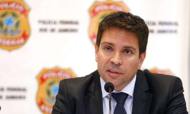 Delegado da Polícia Federal é convidado a deixar os EUA após participação na prisão de Alexandre Ramagem