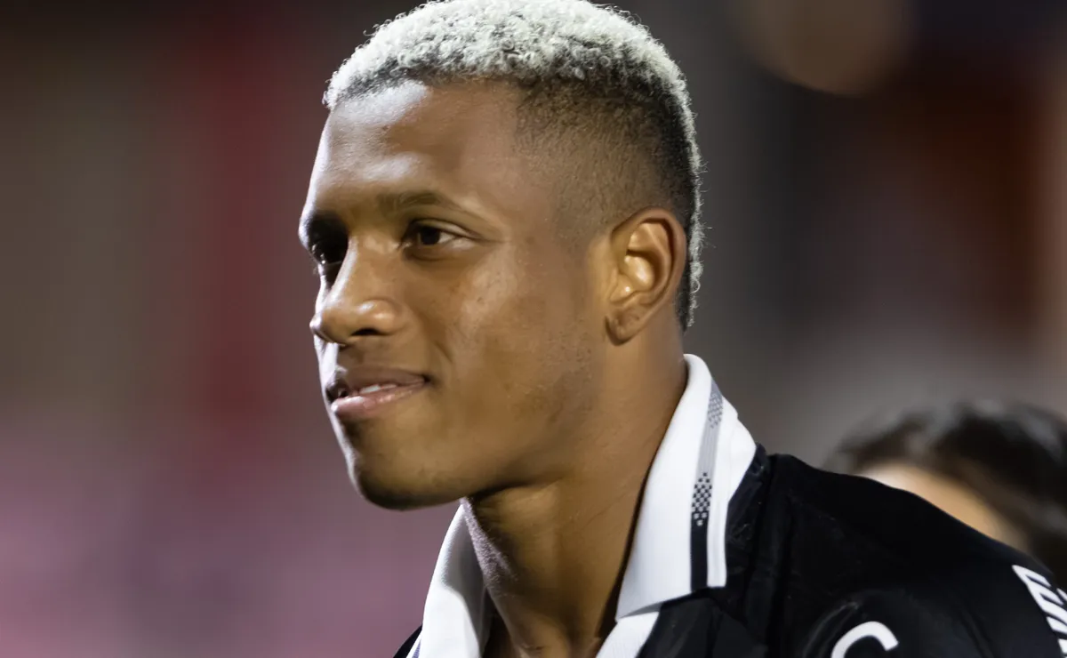 Palmeiras tem interesse em Danilo, artilheiro do Botafogo, que supera Andreas Pereira em gols no ano