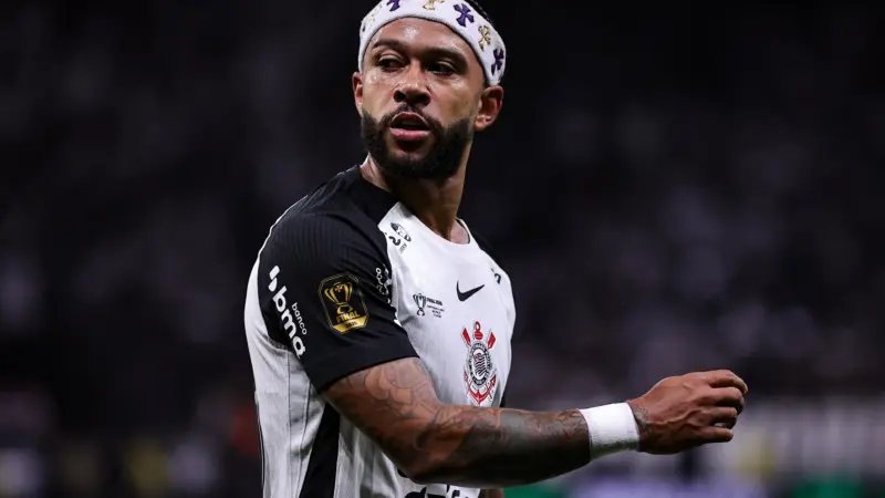 Diniz quer renovar com Memphis e o classifica como peça fundamental do Corinthians