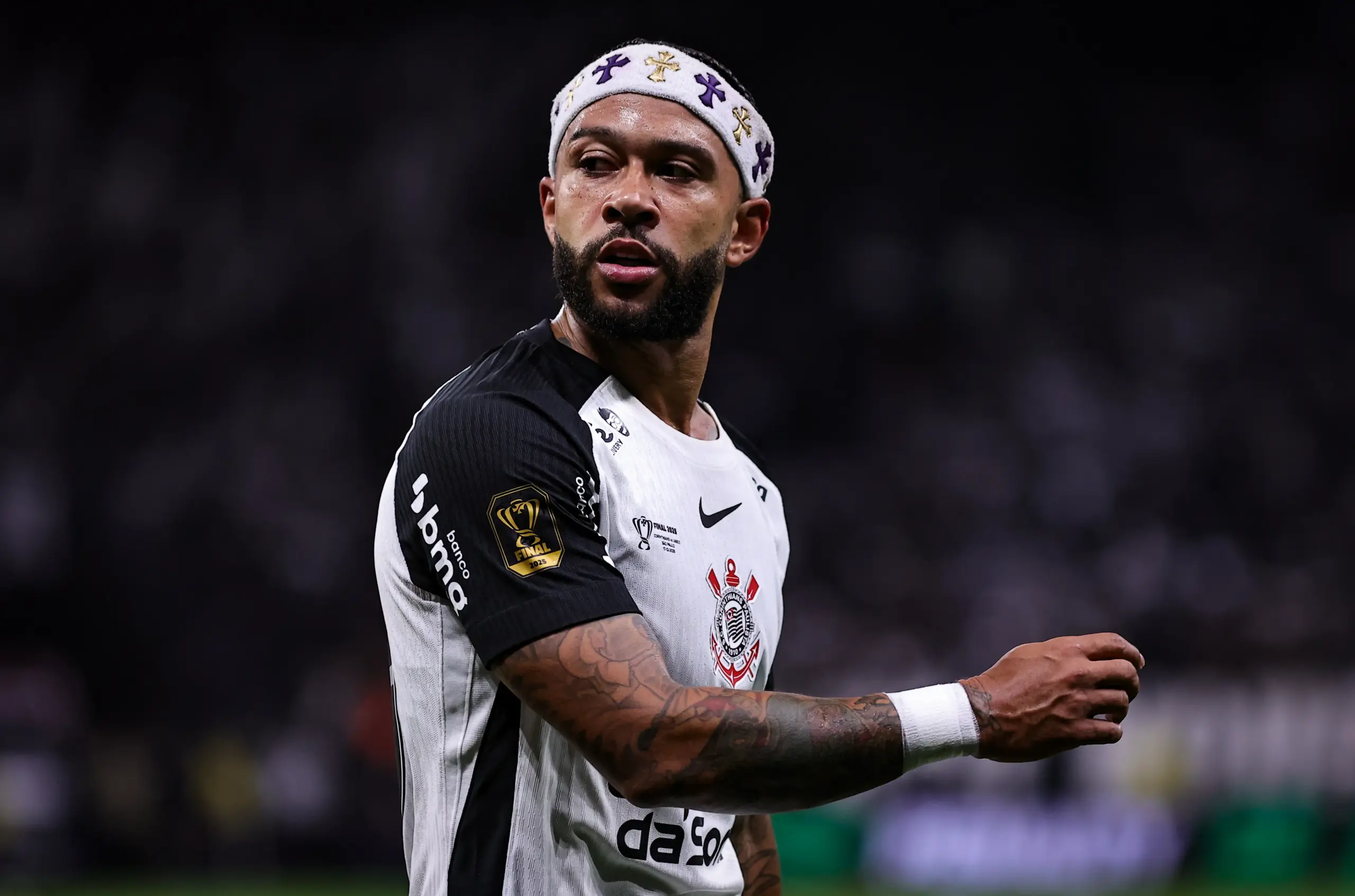Diniz quer renovar com Memphis e o classifica como peça fundamental do Corinthians