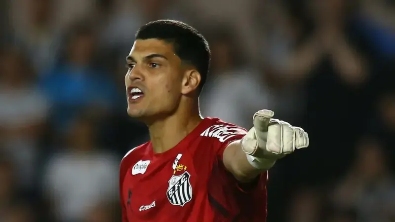 Santos admite potencial venda de Gabriel Brazão para a Europa, diz Vagner Frederico