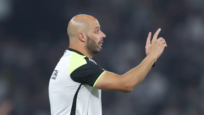 Botafogo anuncia Franclim Carvalho como novo treinador após saída de Martín Anselmi