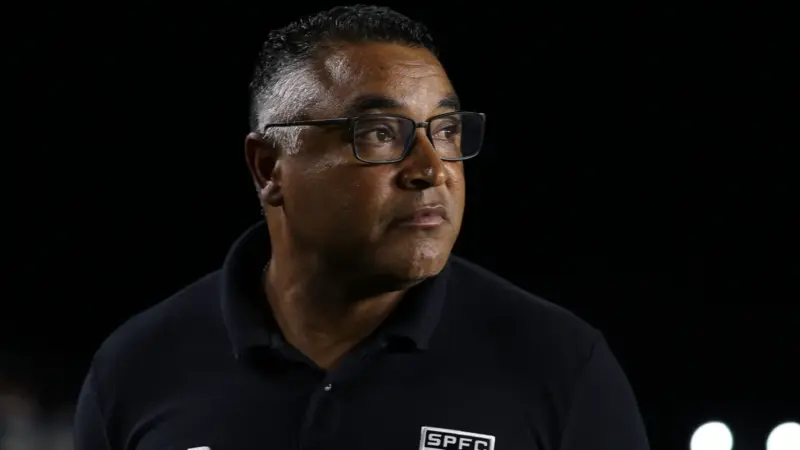 Roger reconhece pressão no São Paulo após vitória suada sobre o Juventude e diz estar confiante para reagir