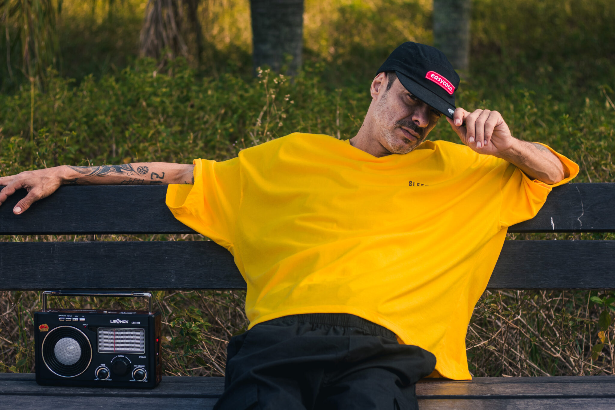 Eltin volta a lançar música com single “Jardim de Ouro”, que antecipa novo álbum