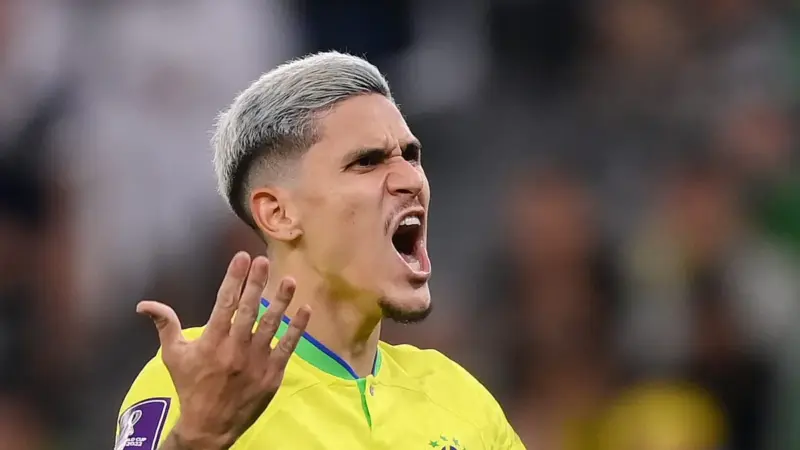 PVC diz que Pedro não tem chances de ir à Copa: “Ancelotti já definiu os atacantes”