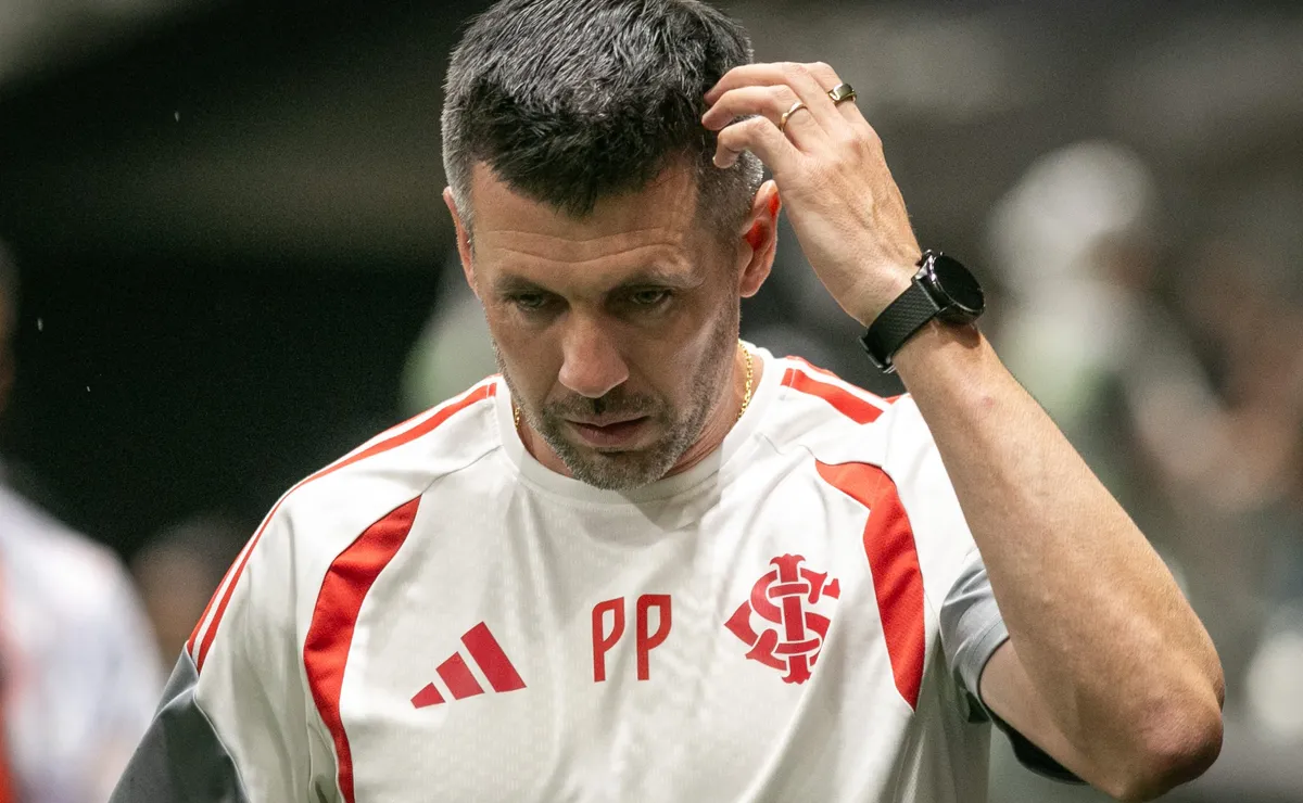 Pezzolano tem dúvida na lateral-esquerda do Internacional para duelo com o Mirassol