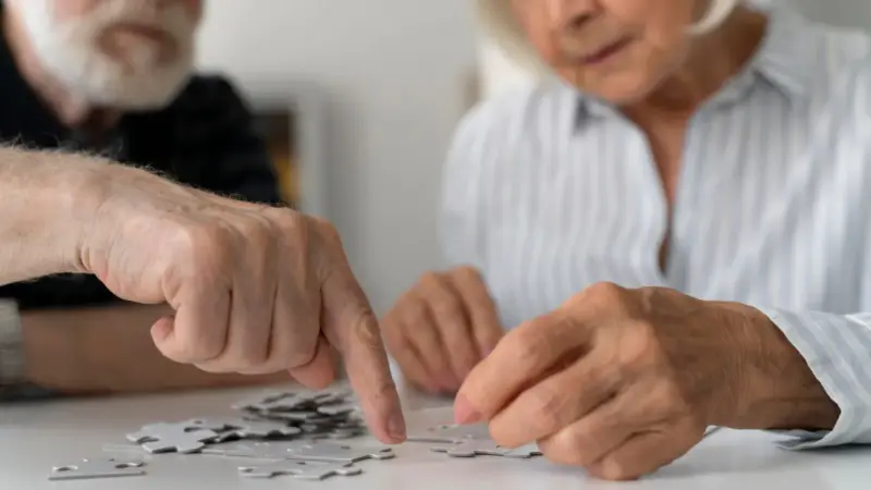 Estudo aponta menor proporção de mortes por Alzheimer entre motoristas de táxi e de ambulância