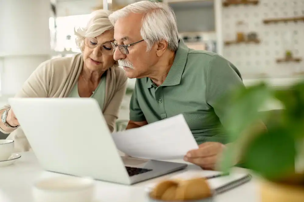 Aposentadoria do exterior para maiores de 65 anos: quando há isenção do IR e como proceder