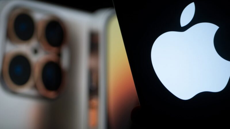 Apple completa 50 anos e enfrenta pressão para o futuro