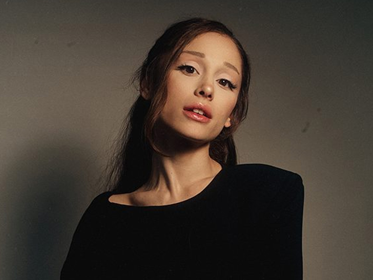 Ariana Grande lança álbum “Petal” em 31 de julho, antes da estreia de nova turnê