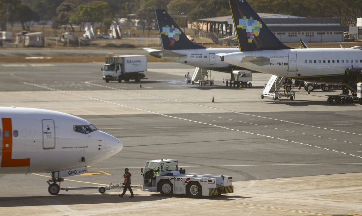 Governo publica decreto que zera PIS/Cofins sobre querosene de aviação