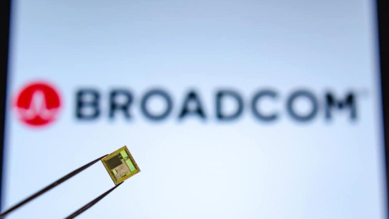 Broadcom amplia acordos com Google e Anthropic para fornecimento de chips de IA
