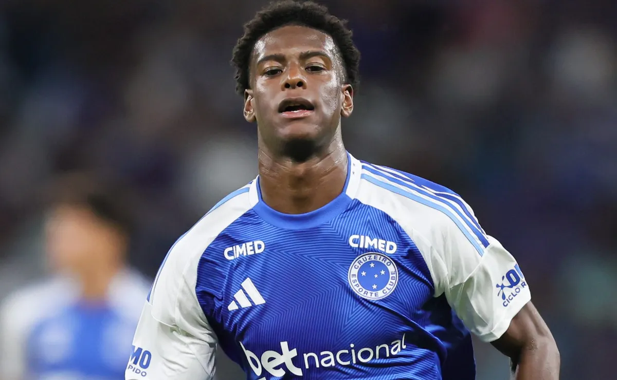 Jonathan Jesus destaca gol pelo Cruzeiro e enaltece confiança de Artur Jorge