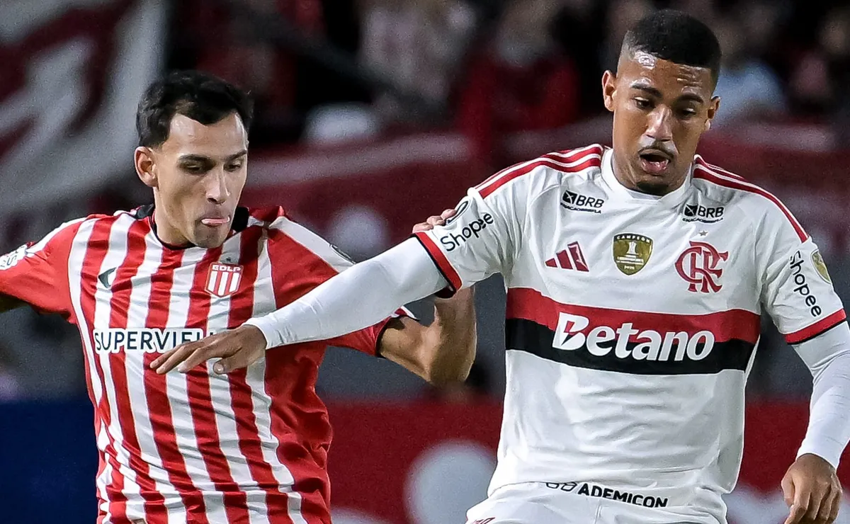 PC Oliveira diz que Flamengo foi prejudicado por duas expulsões não marcadas contra o Estudiantes