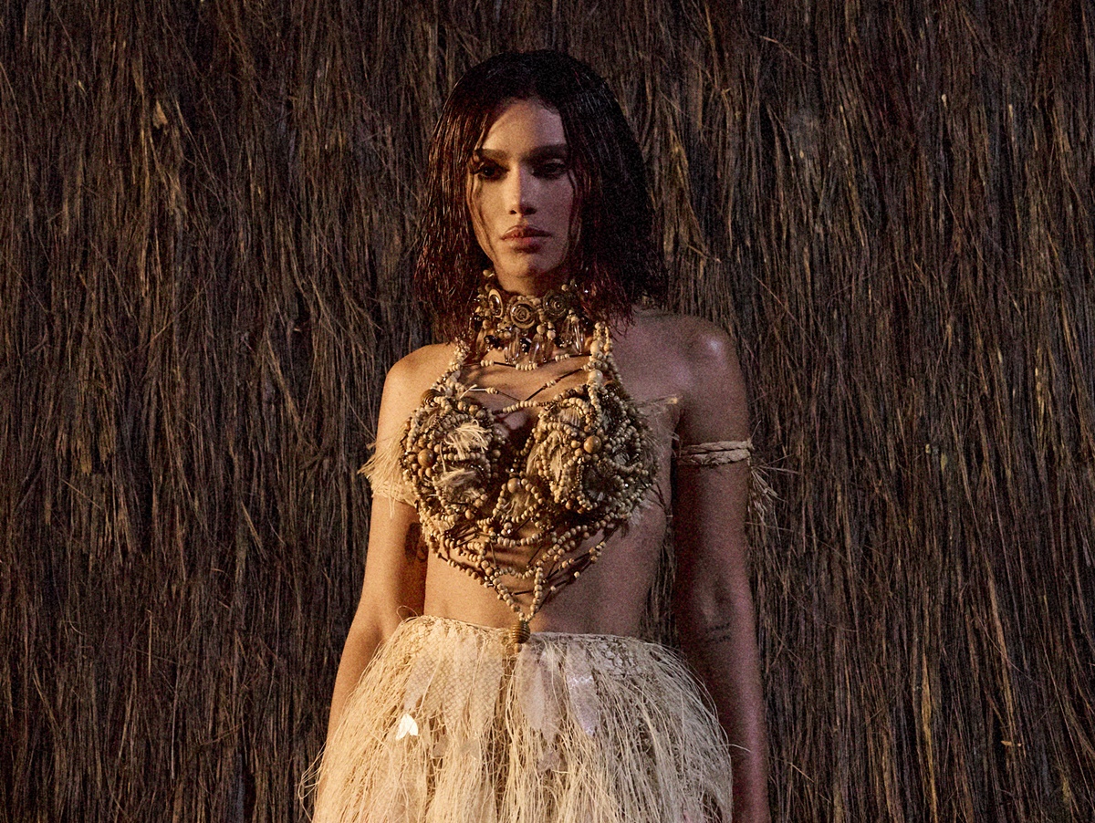 Anitta diz estar triste por feat com artista masculino que nunca foi lançado