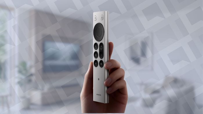 Xiaomi apresenta controle remoto com NFC e Bluetooth 5.4 para facilitar espelhamento e comandos por voz