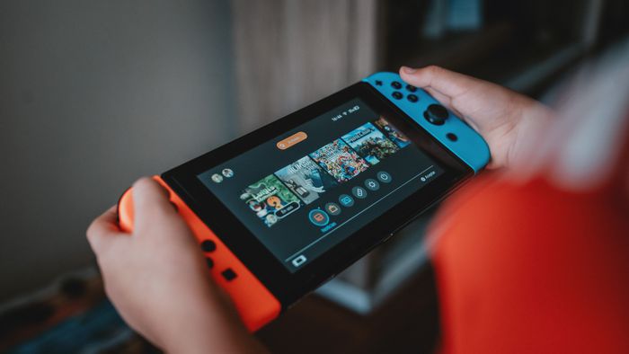 Bundle com Nintendo Switch, Super Mario Bros. Wonder e 3 meses de online sai por R$ 1.790 no Mercado Livre