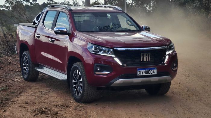 Fiat anuncia liquidação da linha 2026 com descontos em Cronos, Fastback e Titano