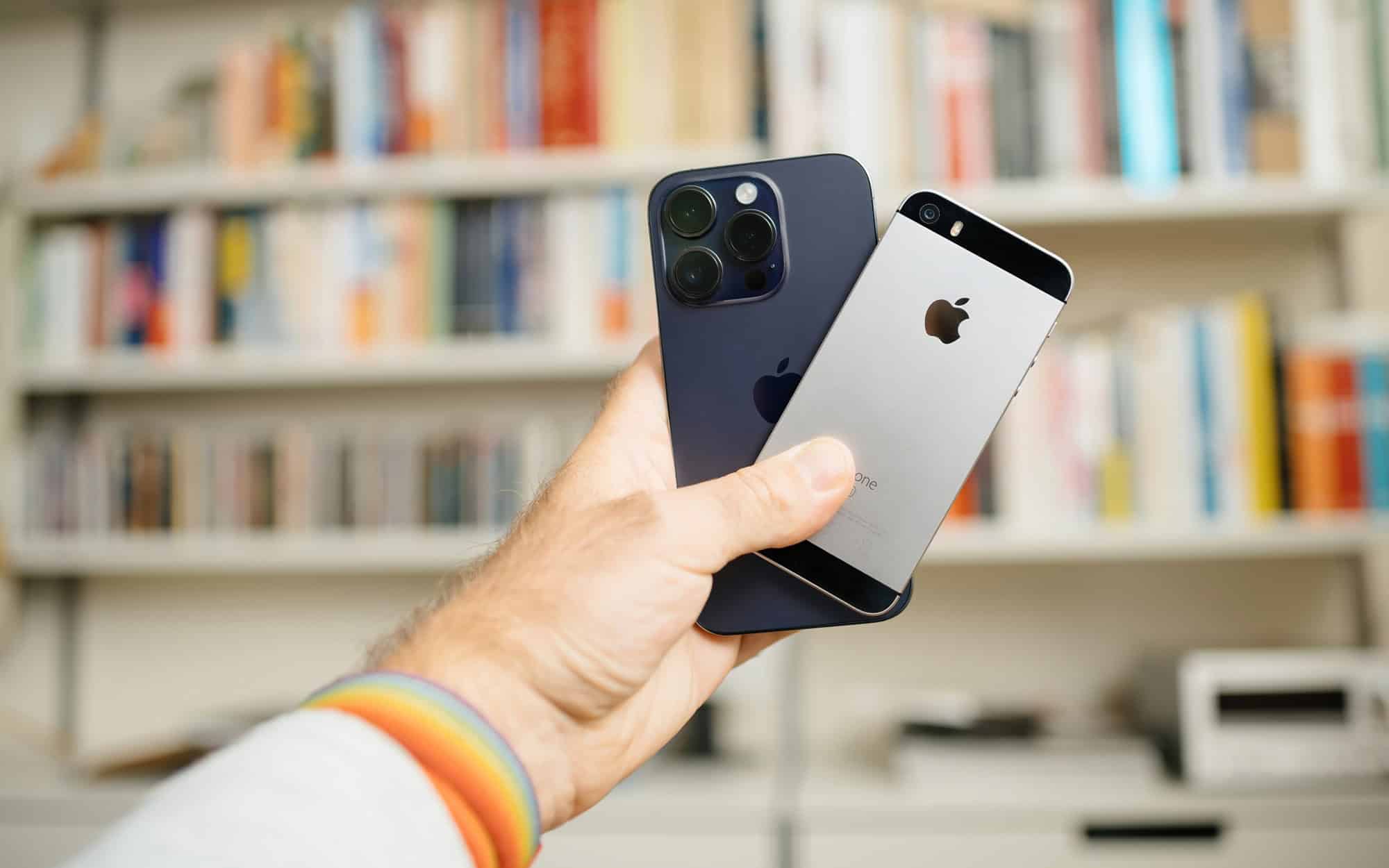 Apple completa 50 anos e enfrenta pressão para se reinventar diante da era da IA