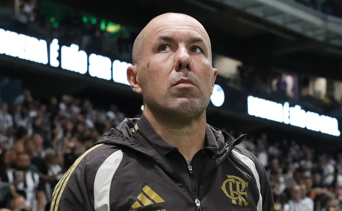 Flamengo escala time com alterações para enfrentar o Estudiantes em 20/11/2024 às 21h30 (Brasília UTC-3)
