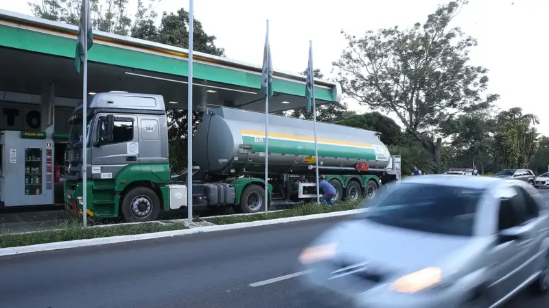 Mais de 80% dos estados aderem a subsídio ao diesel importado