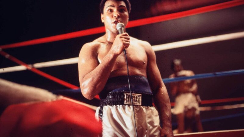 Disputa judicial por shorts de Muhammad Ali envolve alto executivo do governo dos EUA
