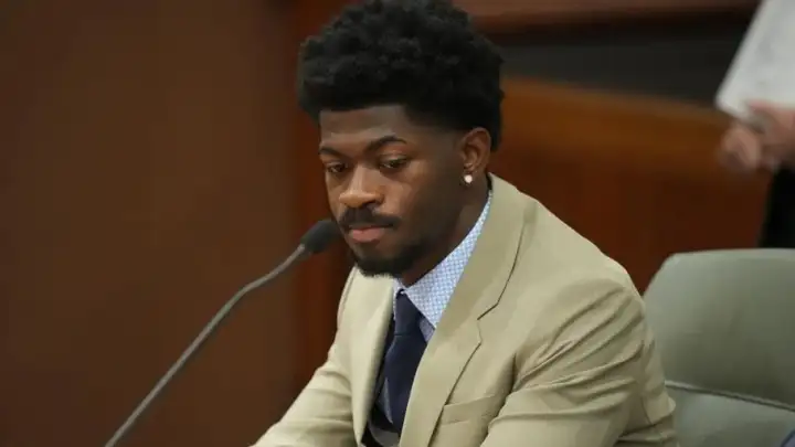 Justiça aceita Lil Nas X em programa de tratamento de saúde mental e pode arquivar processo