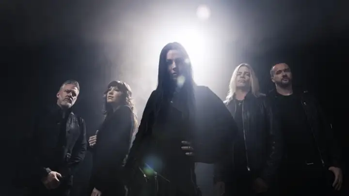 Evanescence lança single “Who Will You Follow” e anuncia álbum “Sanctuary” para junho