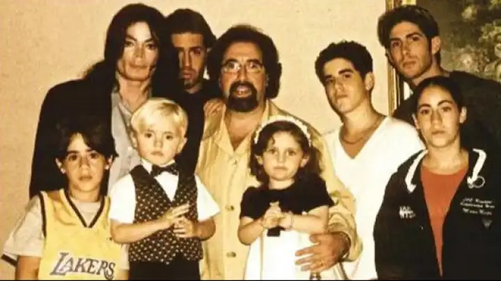 Irmãos Cascio processam espólio de Michael Jackson por abuso sexual após 25 anos