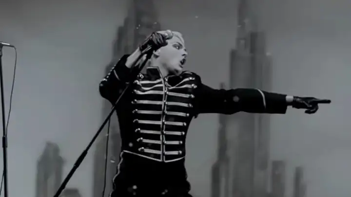 Clipes emo dos anos 2000 que viraram pequenas obras de arte