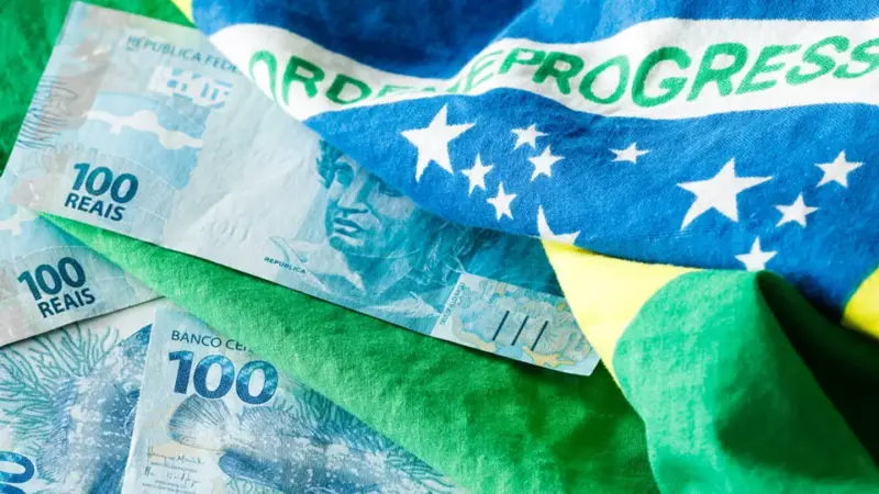 Brasil se destaca para investidores estrangeiros por ativos reais, juros altos e previsibilidade institucional