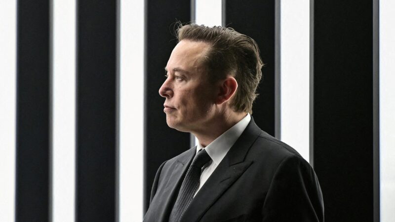 Elon Musk condiciona participação de bancos no IPO da SpaceX à compra do Grok