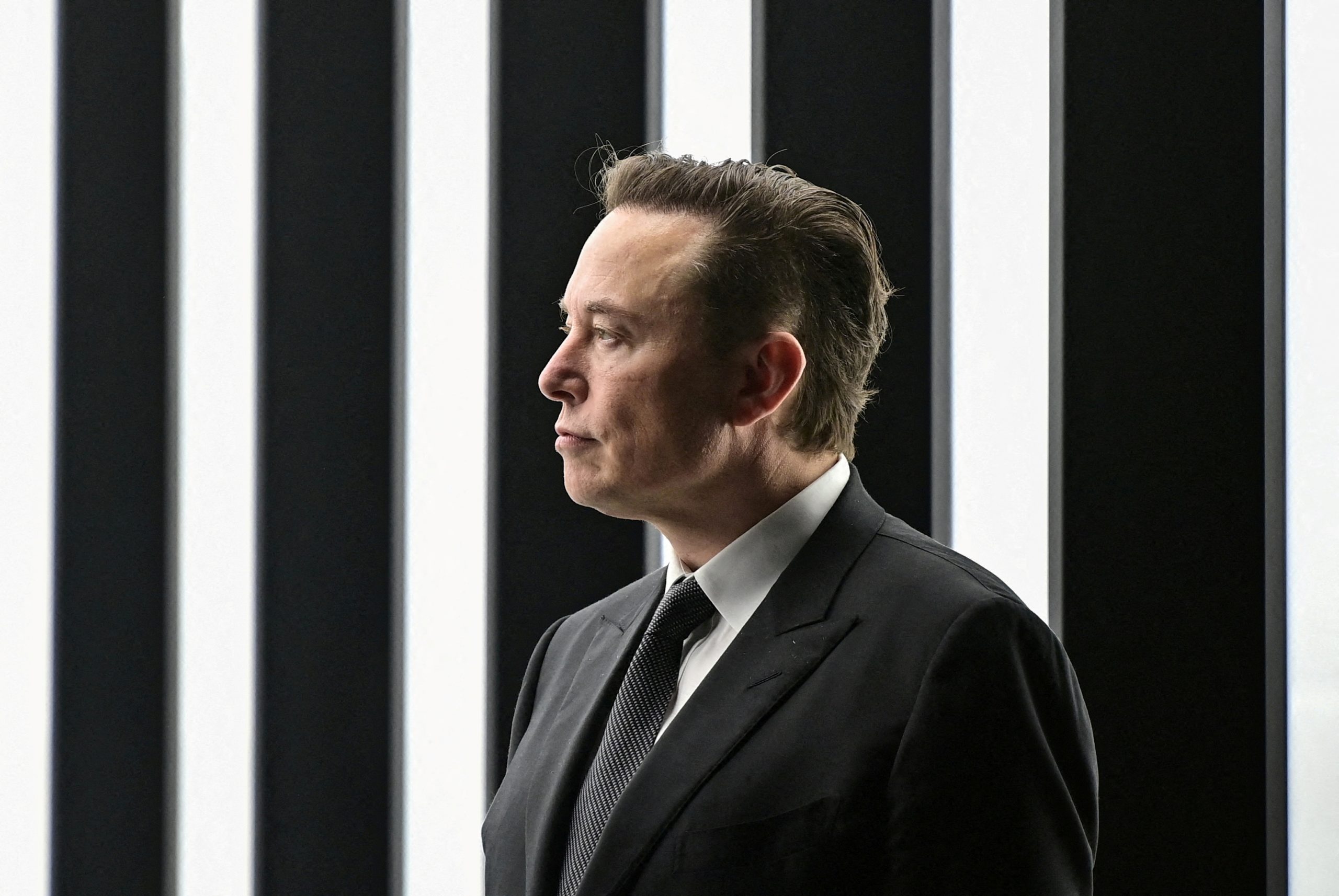 Elon Musk condiciona participação de bancos no IPO da SpaceX à compra do Grok