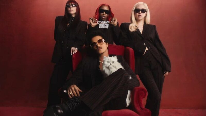 Bruno Mars volta a colaborar com Lady Gaga em “Runway”, single de trilha sonora
