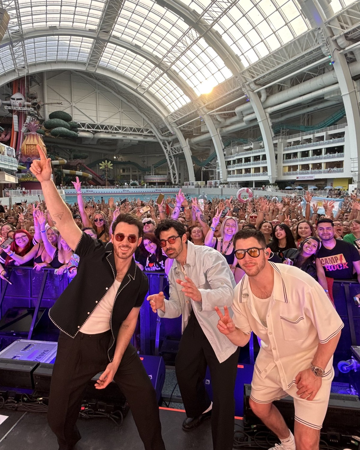 POPline publica playlist com provável setlist da turnê “JONAS20 – GREETINGS FROM YOUR HOMETOWN” dos Jonas Brothers