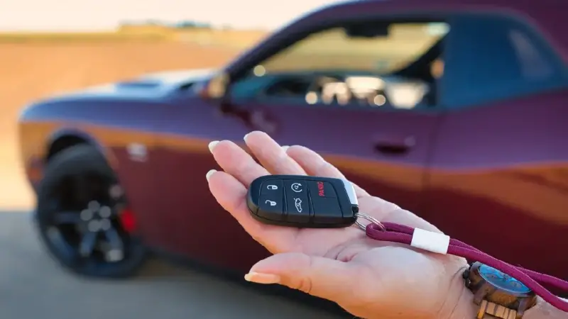 Quanto é preciso poupar por mês para comprar um carro zero à vista em 2 ou 3 anos