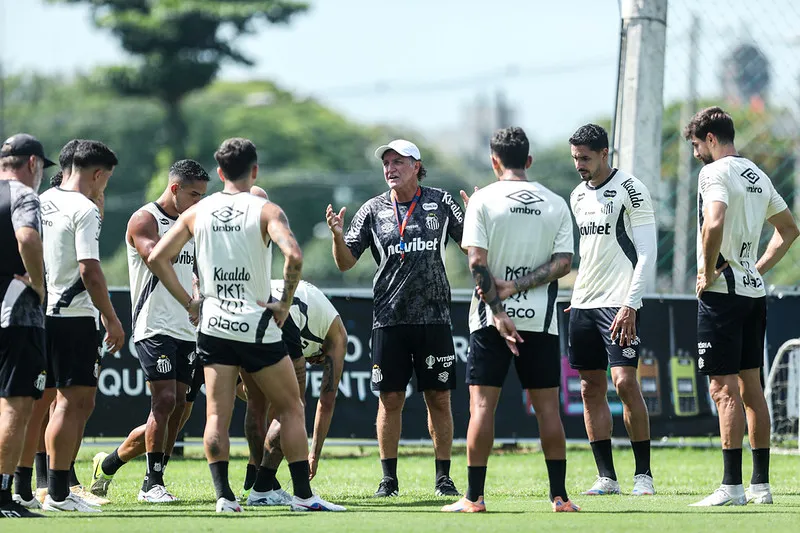 Calendário do Santos em abril terá nove jogos; Cuca encara rotina intensa de partidas