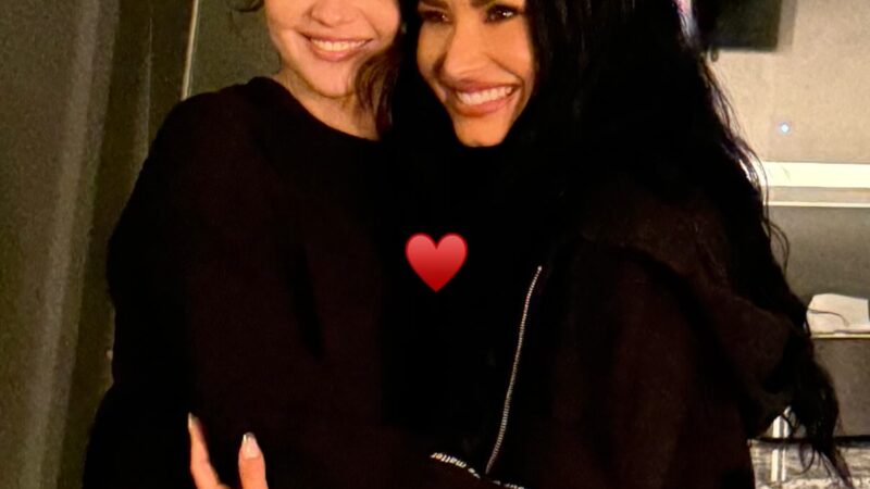 Demi Lovato e Selena Gomez voltam a se seguir no Instagram após oito anos e se reencontram em Orlando