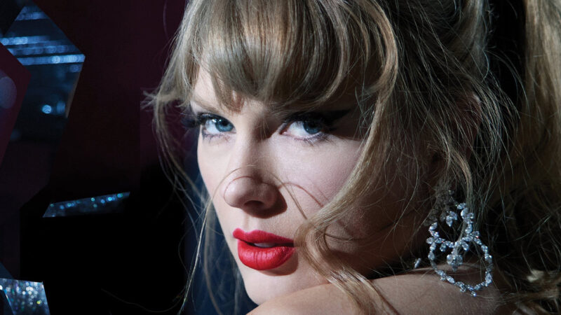 Taylor Swift registra marcas para proteger voz e imagem contra uso por inteligência artificial