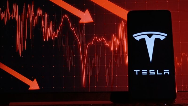 Tesla registra lucro acima das expectativas, mas receita fica abaixo do previsto