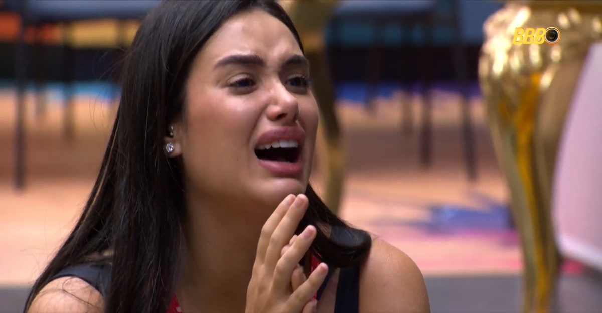 Milena toca a mão da mãe dentro do BBB 26 e emociona confinados