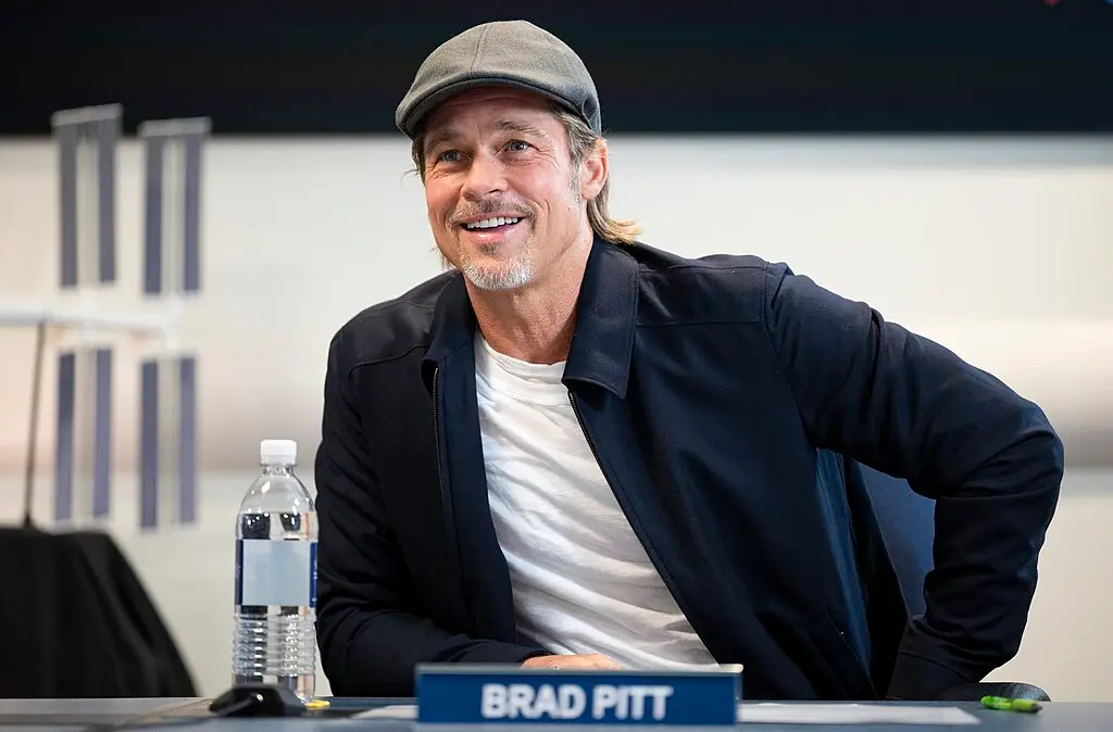 Conheça brad pitt é processado por fabricante de creme íntimo masculino; entenda